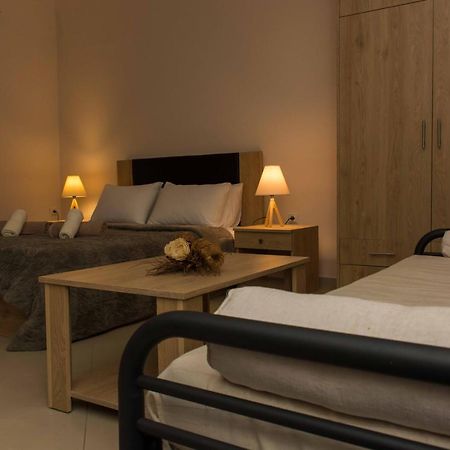 Central Luxury Studio Corinth エクステリア 写真