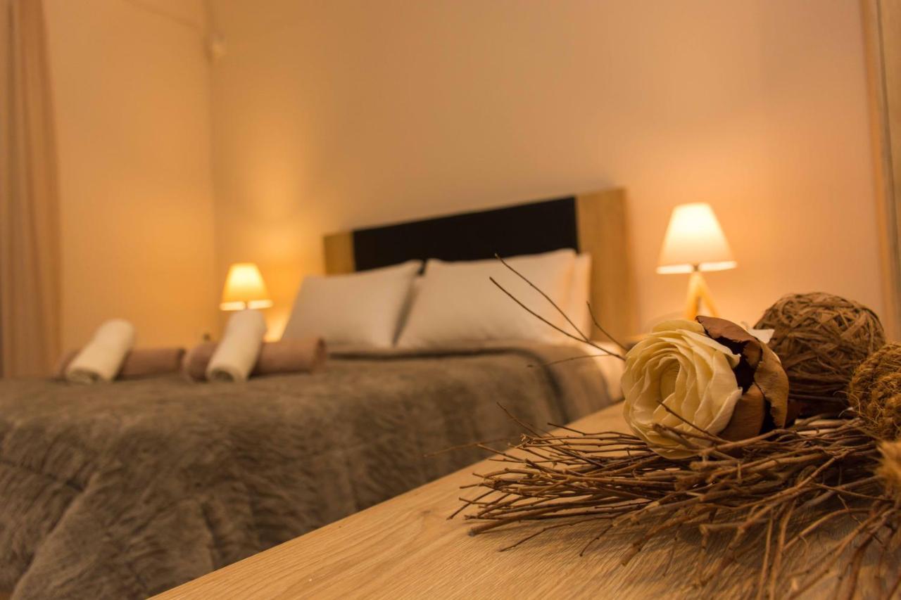 Central Luxury Studio Corinth エクステリア 写真