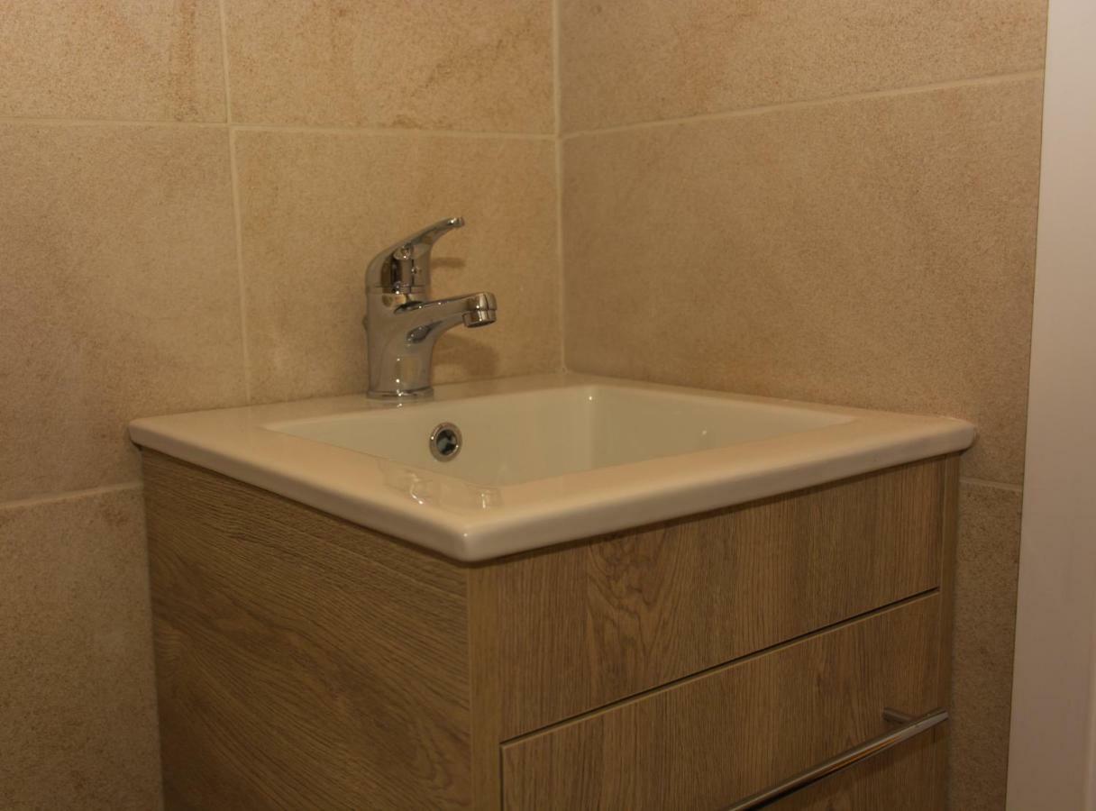 Central Luxury Studio Corinth エクステリア 写真